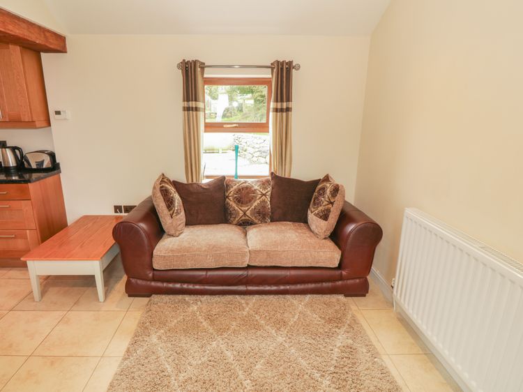 Y Beudy Cottage, listing photograph 4