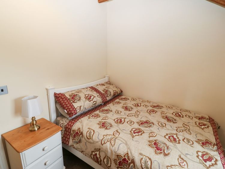 Y Beudy Cottage, listing photograph 9