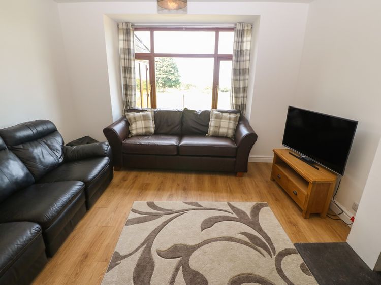 Y Berth Ddu Farmhouse, listing photograph 4