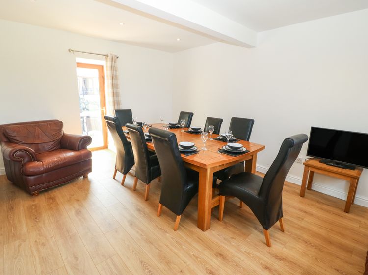 Y Berth Ddu Farmhouse, listing photograph 5