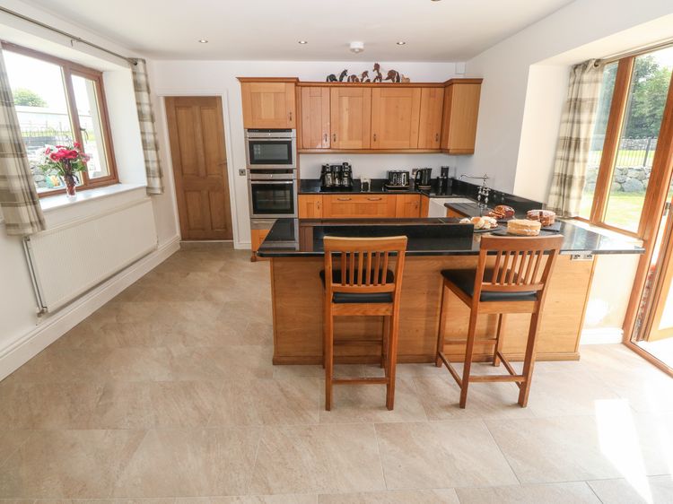 Y Berth Ddu Farmhouse, listing photograph 9