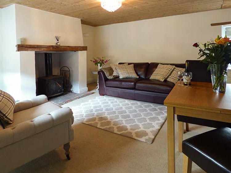 Bakers Cottage, listing photograph 3