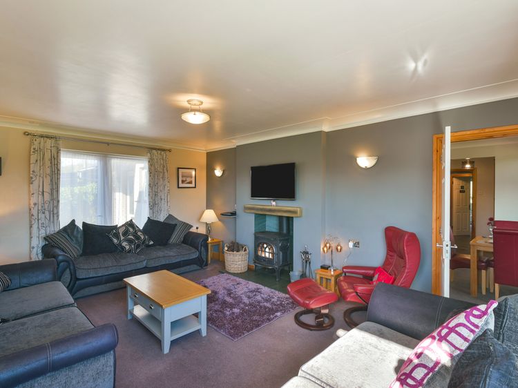 Browside, listing photograph 6