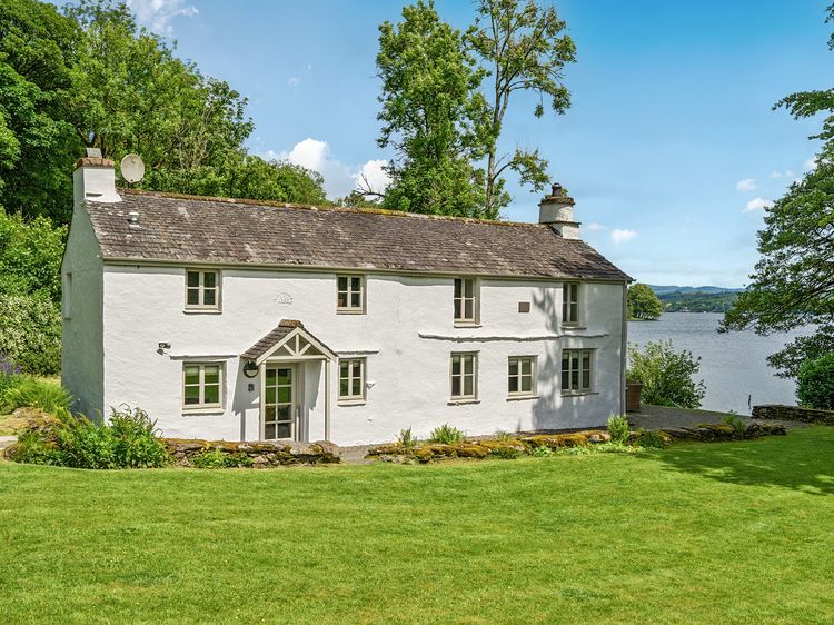 Hullet Hall at the Graythwaite Estate