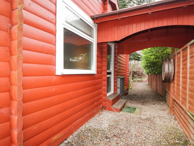 Rowan Lodge, listing photograph 3