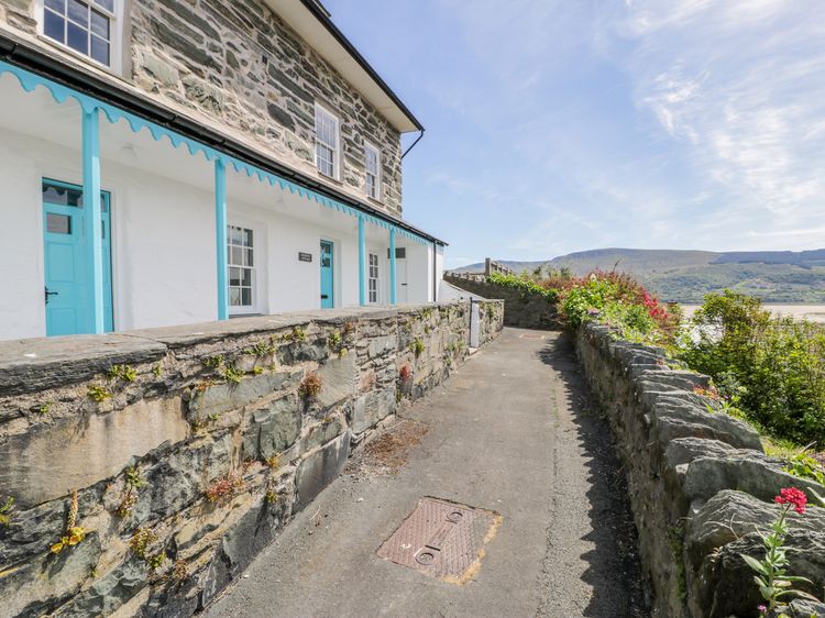 Goronwy Cottage, listing photograph 2