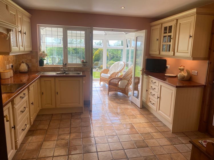 Bedw Arian Cottage, listing photograph 6