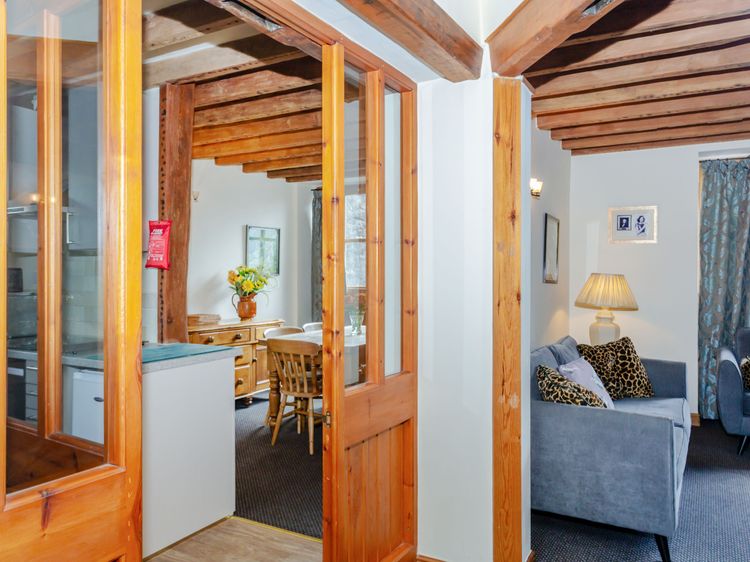 The Coach House, listing photograph 10