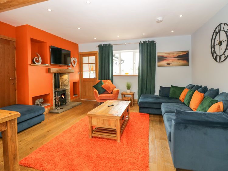 Bluebell Cottage, listing photograph 3