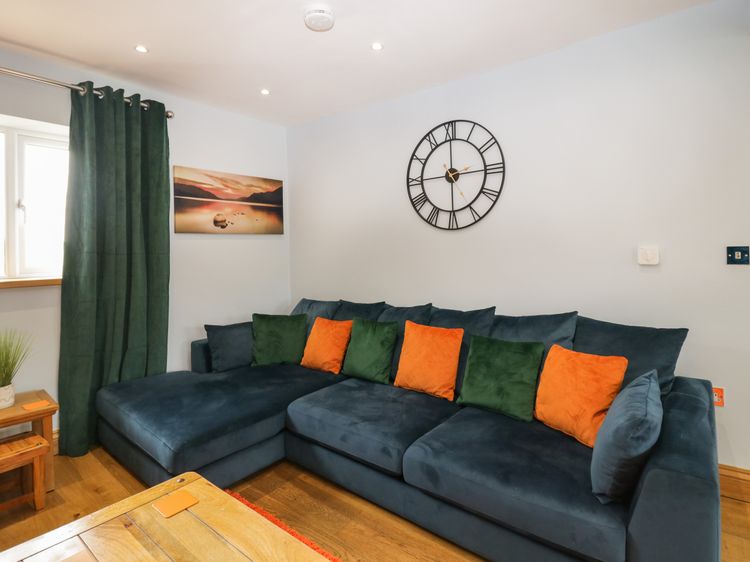 Bluebell Cottage, listing photograph 4
