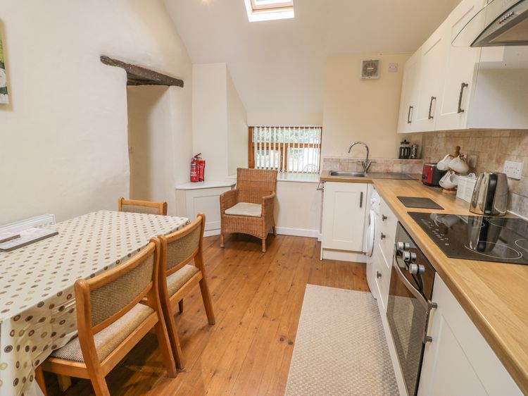 Hendoll Cottage 1, listing photograph 10