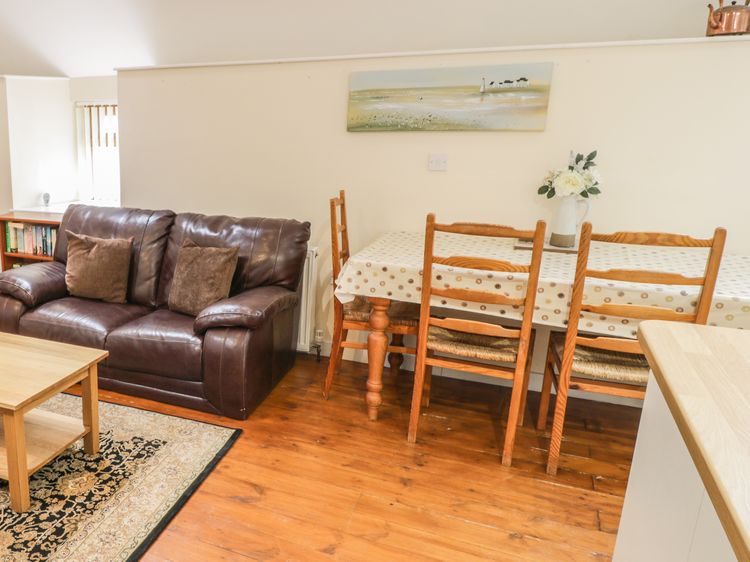 Hendoll Cottage 2, listing photograph 9