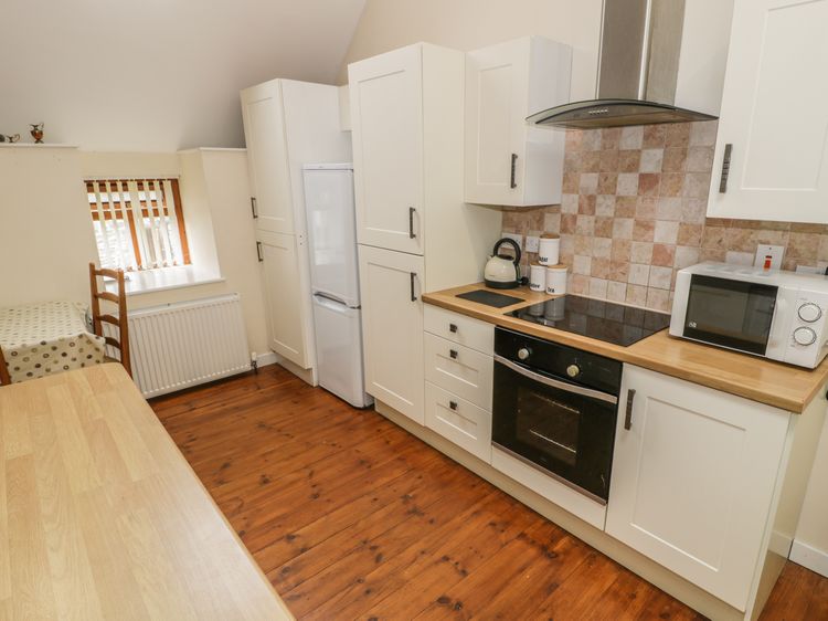Hendoll Cottage 2, listing photograph 11