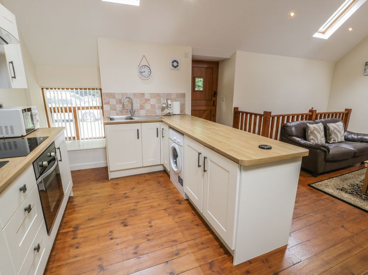 Hendoll Cottage 2, listing photograph 12