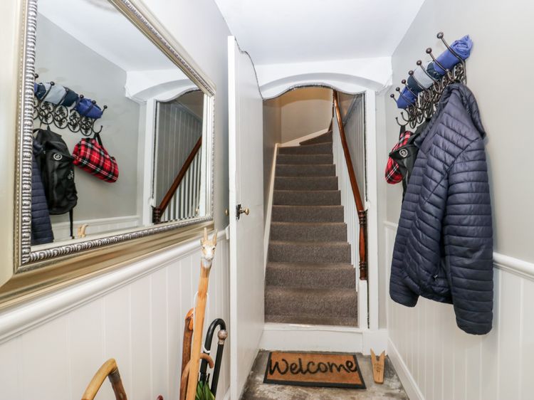Cartmel Flat, listing photograph 2