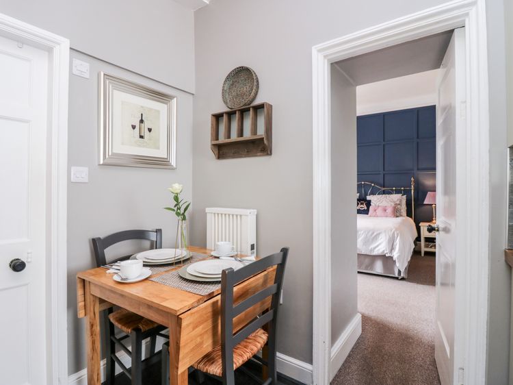 Cartmel Flat, listing photograph 11