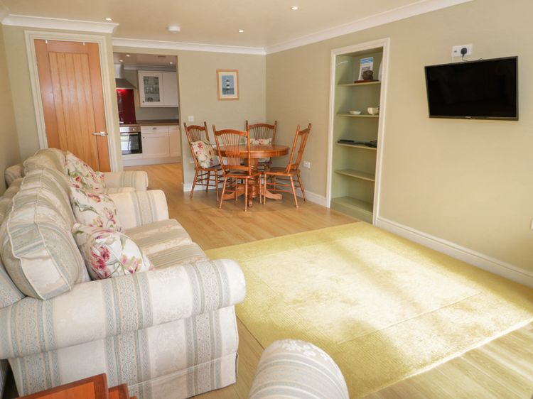 Bryn Y Don Cottage, listing photograph 2