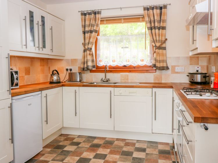 Little Danescroft, listing photograph 8