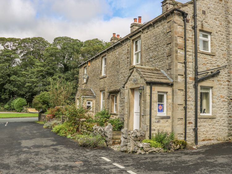 Lavender Cottage, listing photograph 2