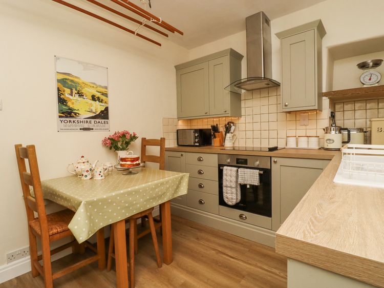 Lavender Cottage, listing photograph 8