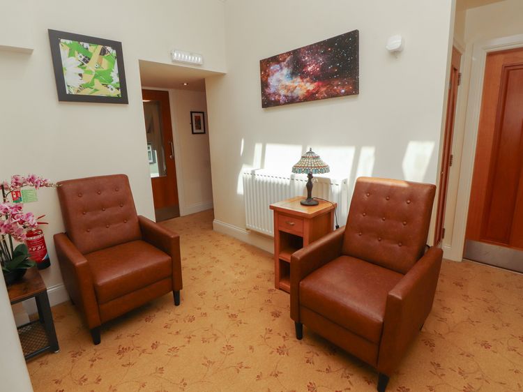 Eden Lodge, listing photograph 12