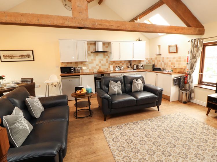 Stable Cottage, listing photograph 10