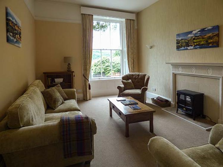 White Moss, Wood Close, listing photograph 4