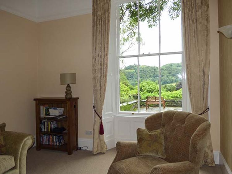 White Moss, Wood Close, listing photograph 5