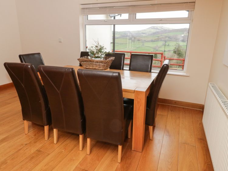Bryn Derw Holiday Cottage, listing photograph 7