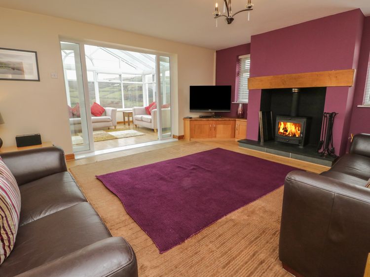 Bryn Derw Holiday Cottage, listing photograph 4
