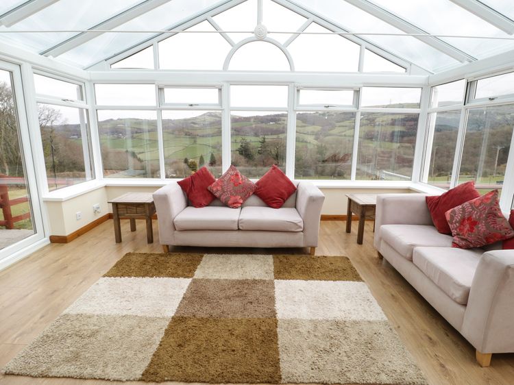 Bryn Derw Holiday Cottage, listing photograph 10