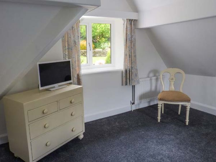 The Nook, listing photograph 10