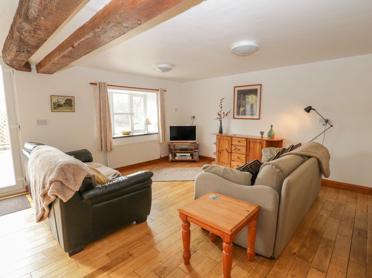Bleng Barn Cottage, listing photograph 4