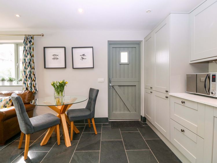 The Lodge, Lower Trefedw, listing photograph 9