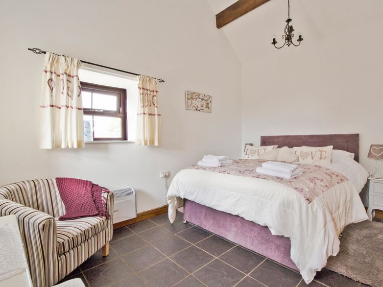 Swallow Cottage, listing photograph 9