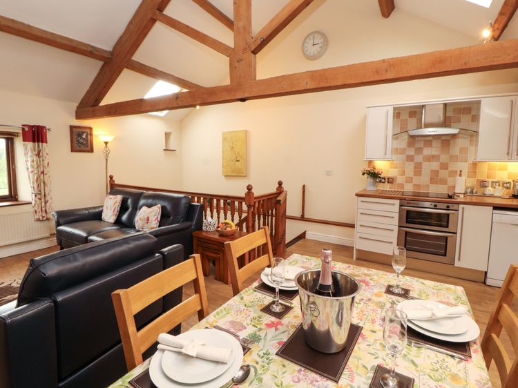 Horseshoe Cottage, listing photograph 7
