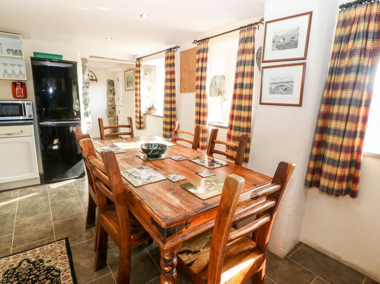Bwthyn yr Helyg (Willow Cottage), listing photograph 6