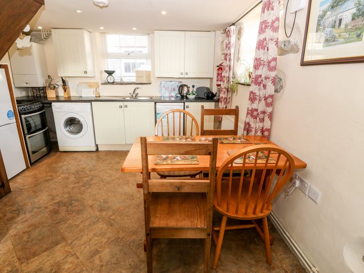 Bwthyn Celyn (Holly Cottage), listing photograph 6
