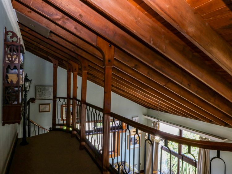Boathouse, listing photograph 12