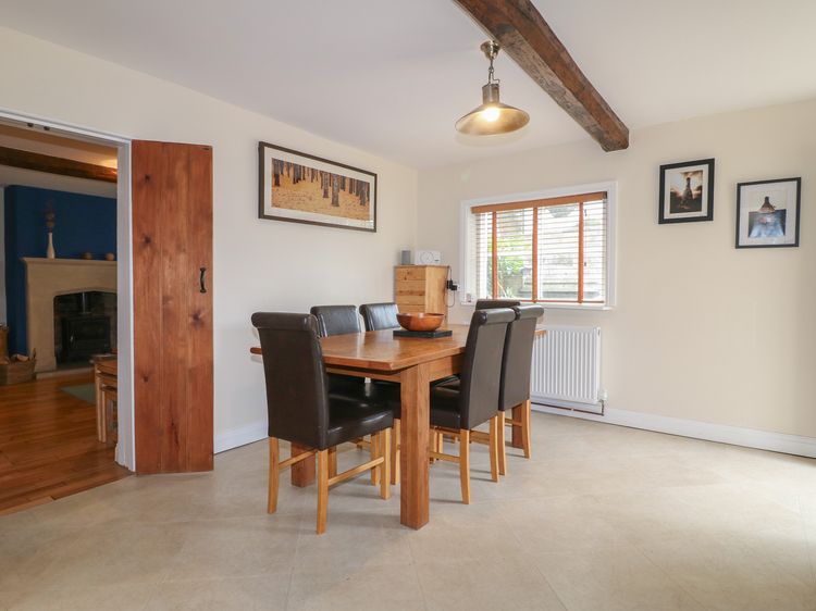 Ash House, listing photograph 9