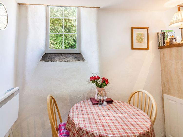 The Old Chapel, listing photograph 7