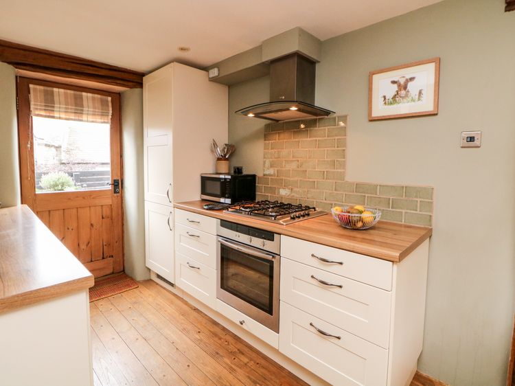 Kempshill Cottage, listing photograph 10