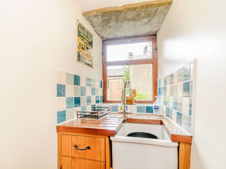 Mill Cottage, listing photograph 10