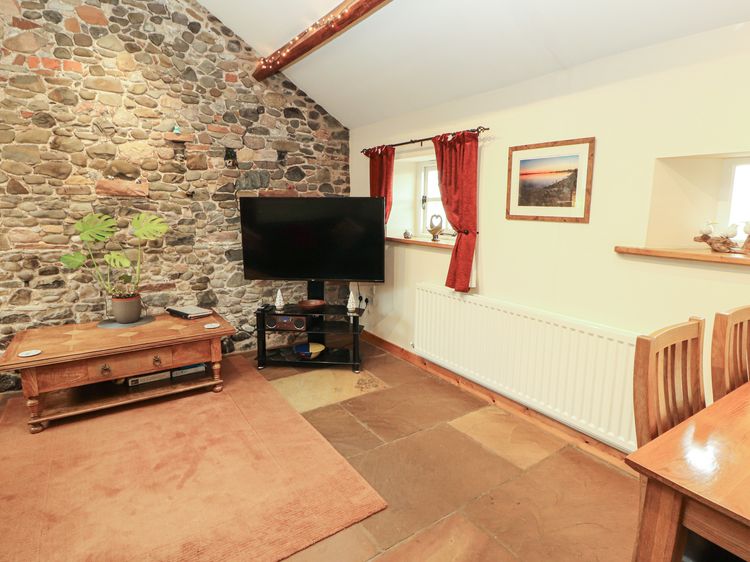 Sonya's Cottage, listing photograph 6