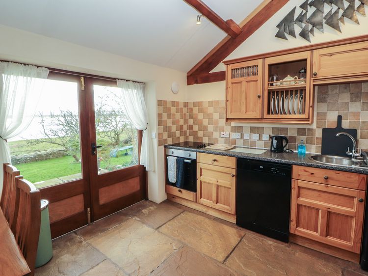 Sonya's Cottage, listing photograph 8
