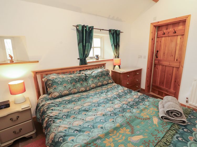 Sonya's Cottage, listing photograph 12