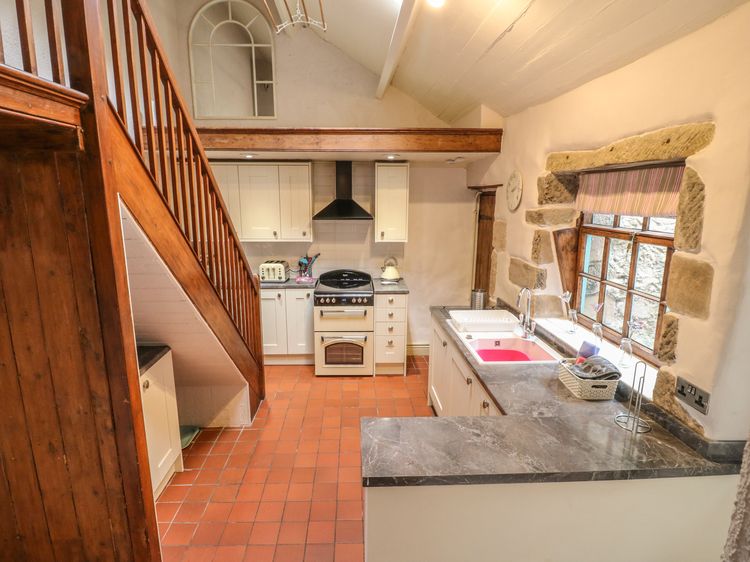 Holly Cottage, listing photograph 6