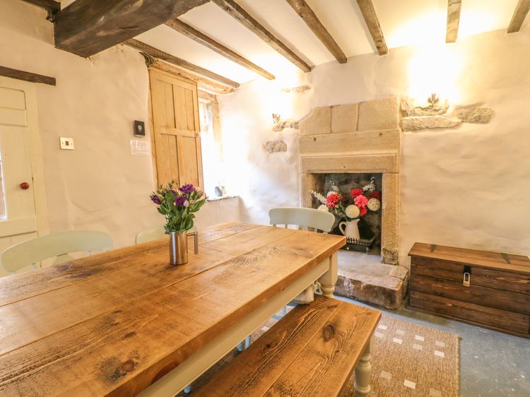 Holly Cottage, listing photograph 9