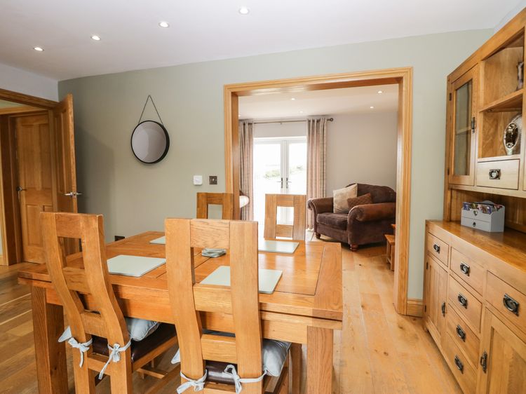 Primrose Cottage, listing photograph 8