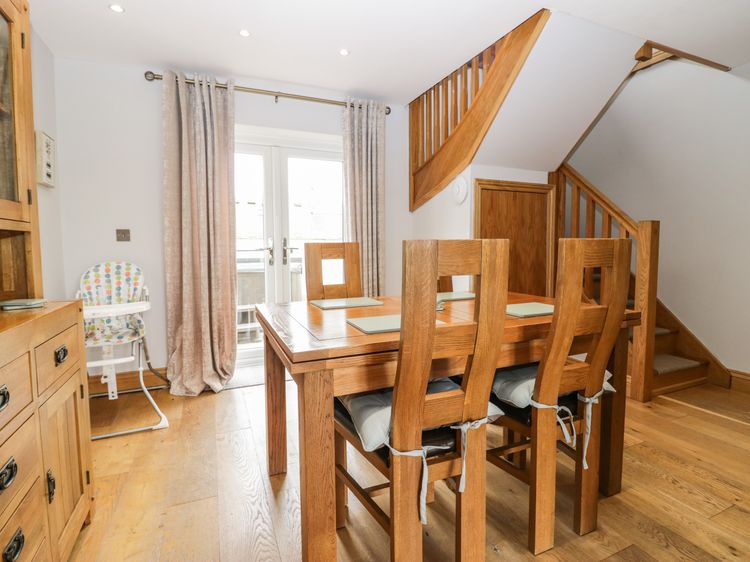 Primrose Cottage, listing photograph 10